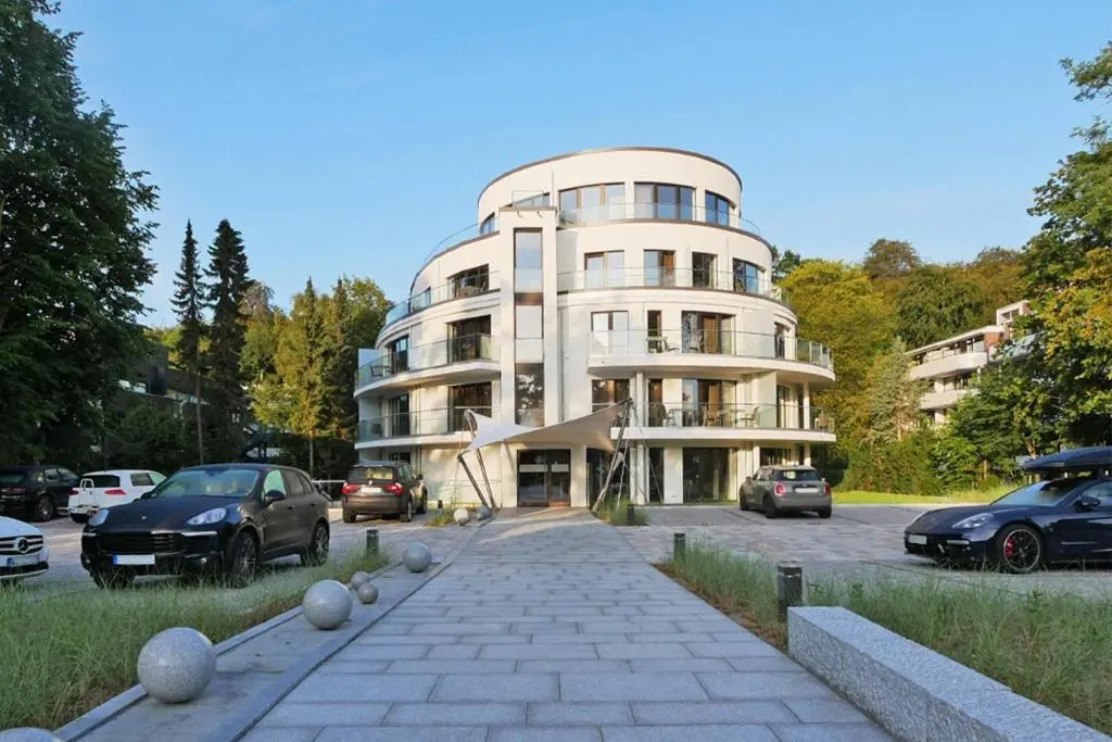 White Pearl Apartment 2.07
