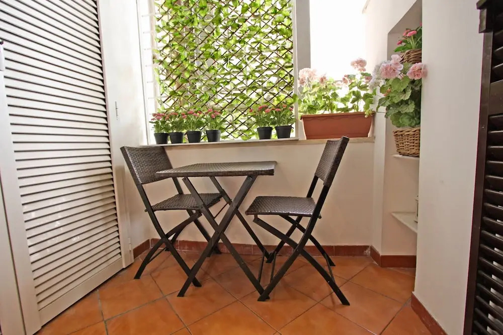 Travel & Stay - Cappellari