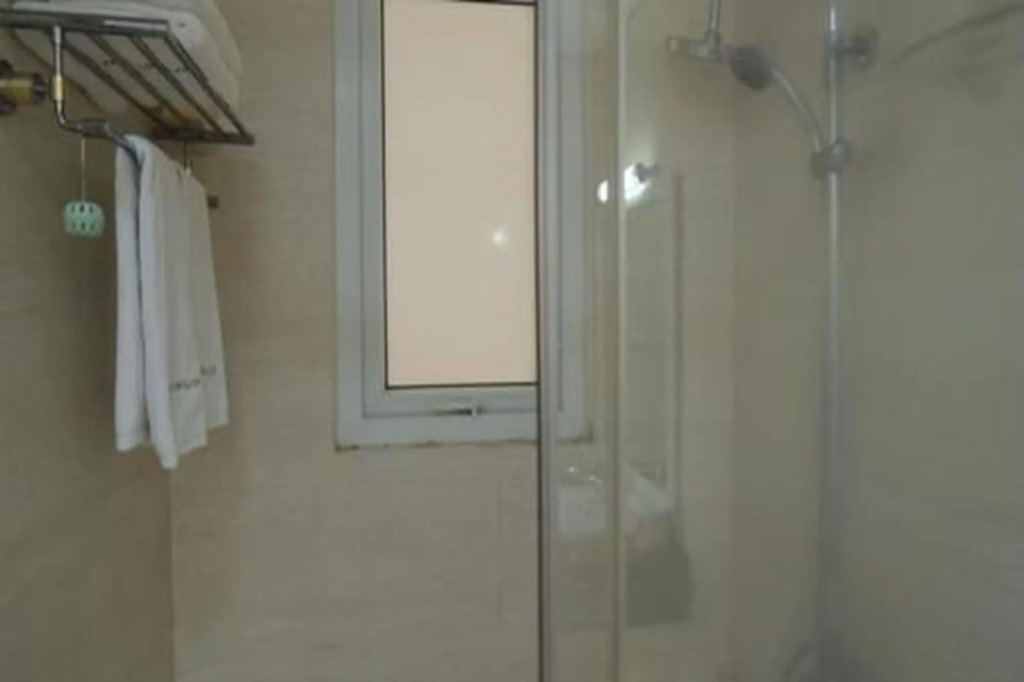 Queen Central Apartment Hotel