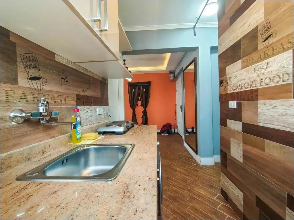 Downtown Sea View Suites