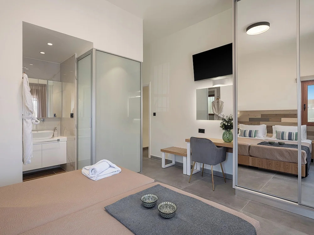 Elia Seaside Deluxe Apartment