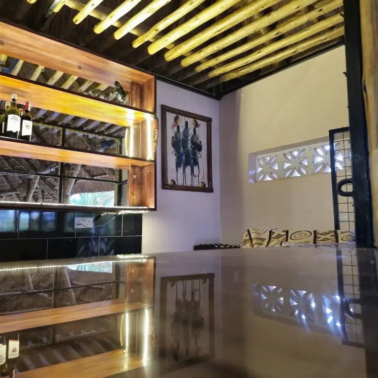 African Roots Guesthouse Entebbe