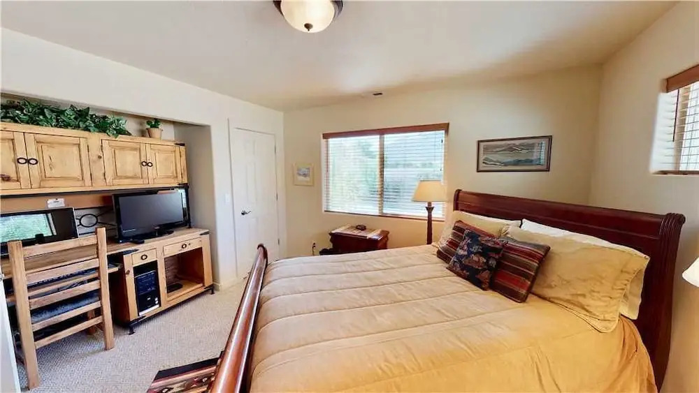 Rim Cove ~ O2 3 Bedrooms 2 Bathrooms Home