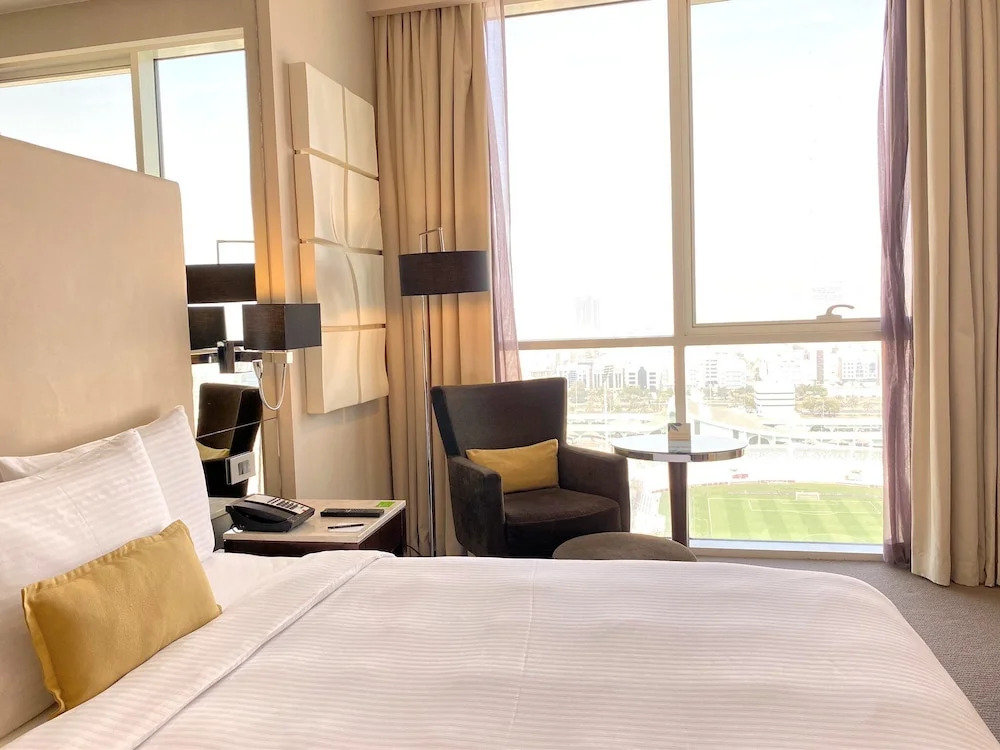 Centro Al Manhal by Rotana