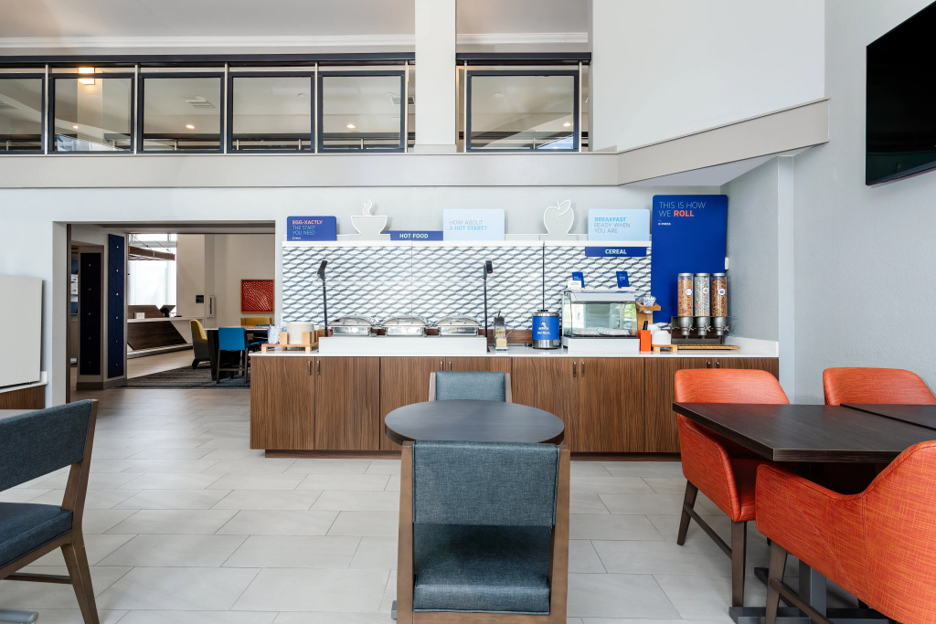Holiday Inn Express Hotel Clearwater East - ICOT Center by IHG
