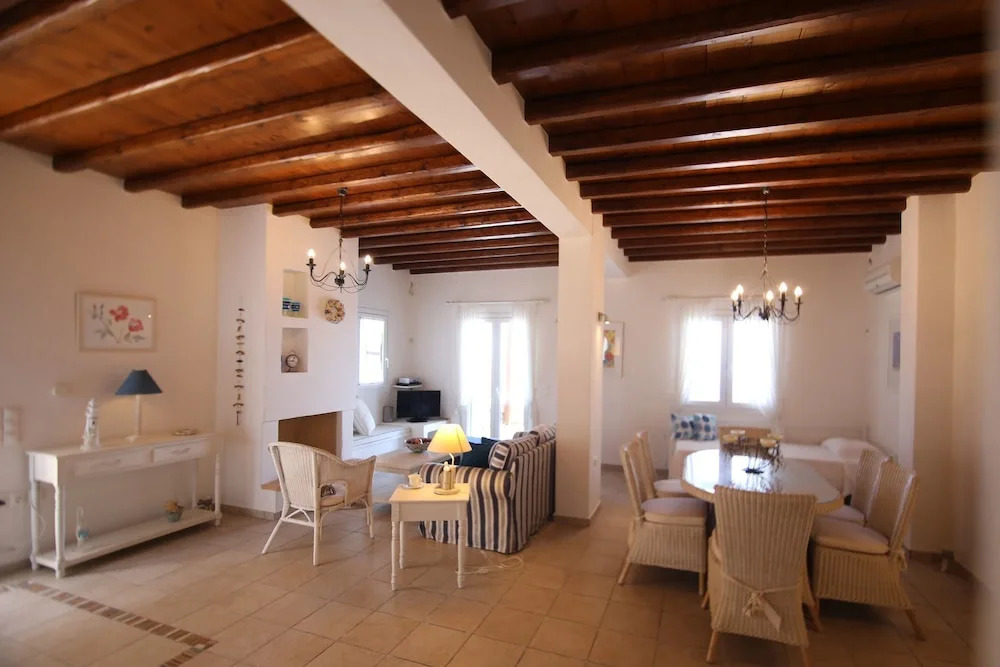 Villa Attalus 1