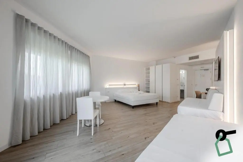 HOTIDAY Room Collection - Tirrenia