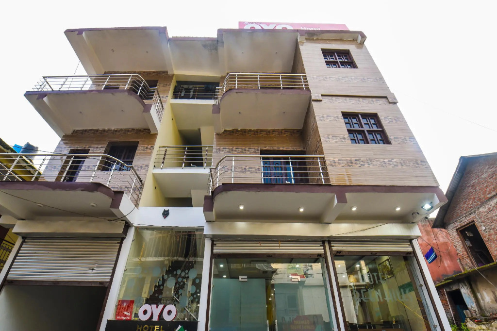 OYO Flagship 13855 Hotel Green Hills