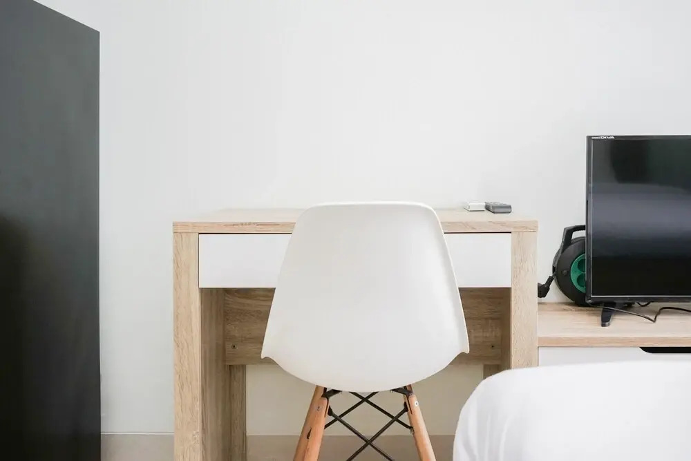 Comfort and Elegant Studio Apartment at Springwood Residence