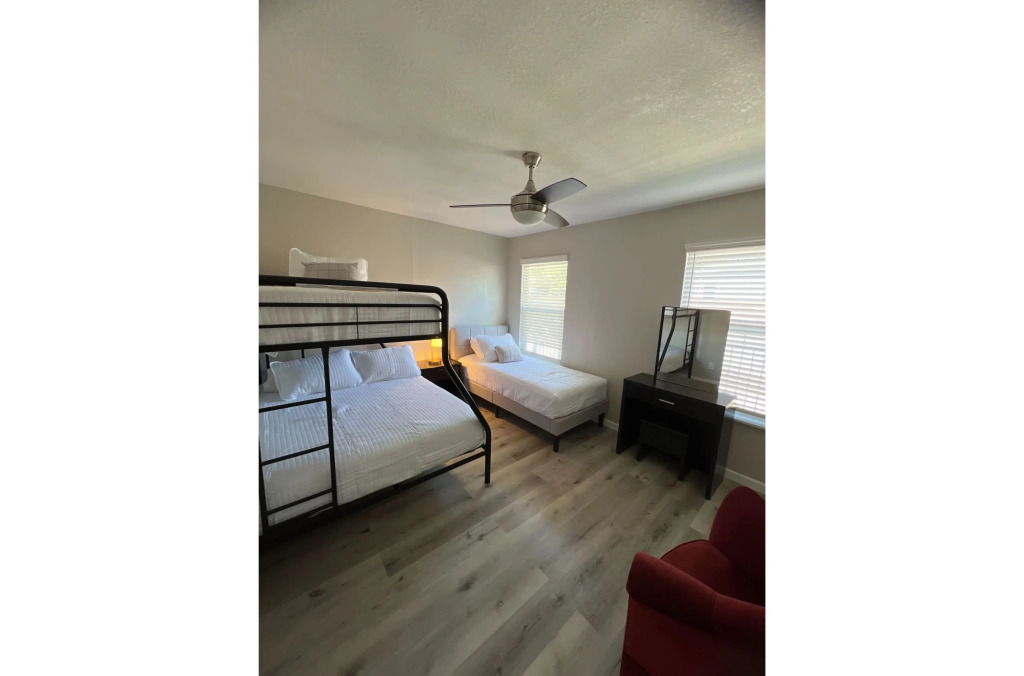 Freshly Remodeled 3BR 2BA Near Fantastic Downtown