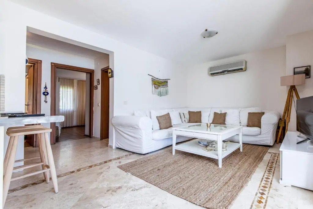 Luxury Villa With Shared Pool in Bodrum Ortakent