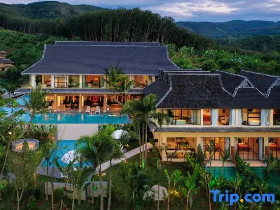 Three-color Yunhe B&B (Xishuangbanna Jinghong Mengxi Big Buddha Temple Manhona Branch)