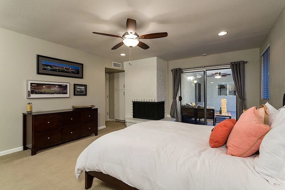 Soaking Up the Sun 3BR by Casago