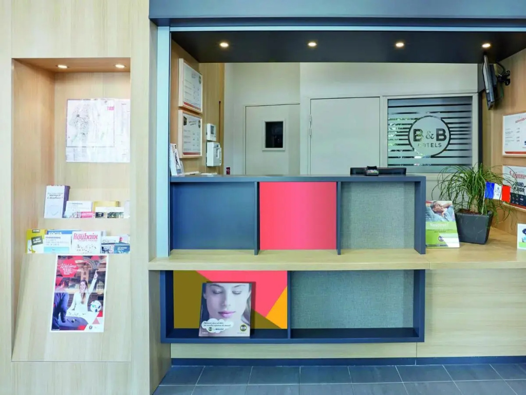B&B HOTEL Lille Roubaix Campus Gare