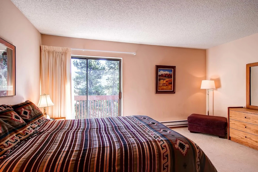 Winterpoint Townhomes by Ski Country Resorts