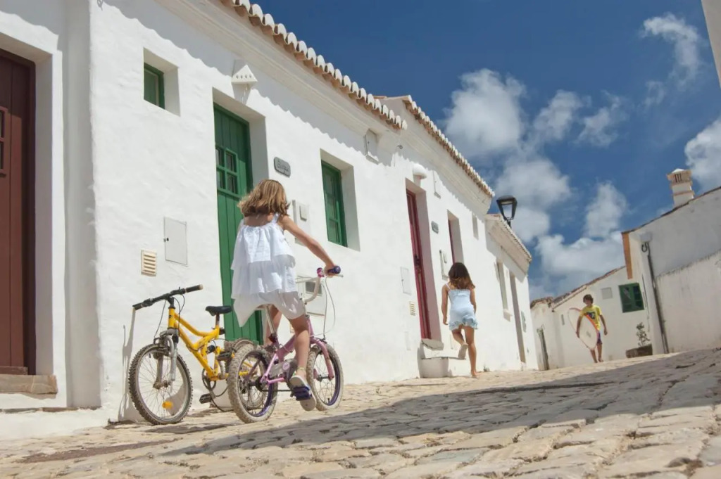 Aldeia da Pedralva by WOT Signature