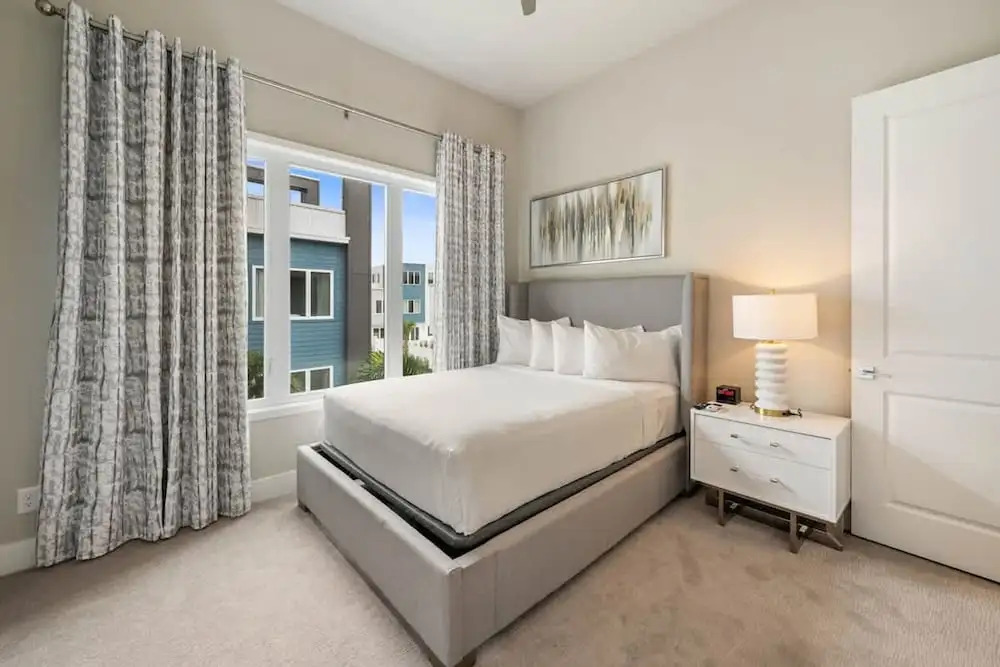 Massive 4 000 Sqft Luxury Duplex