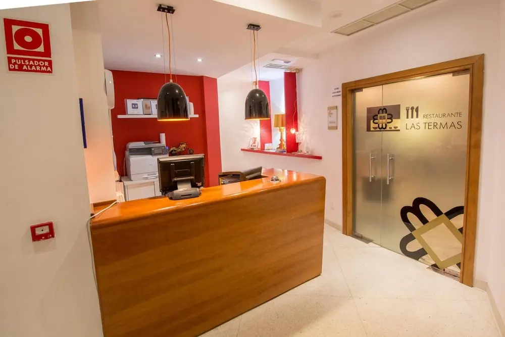 Hostal Albany
