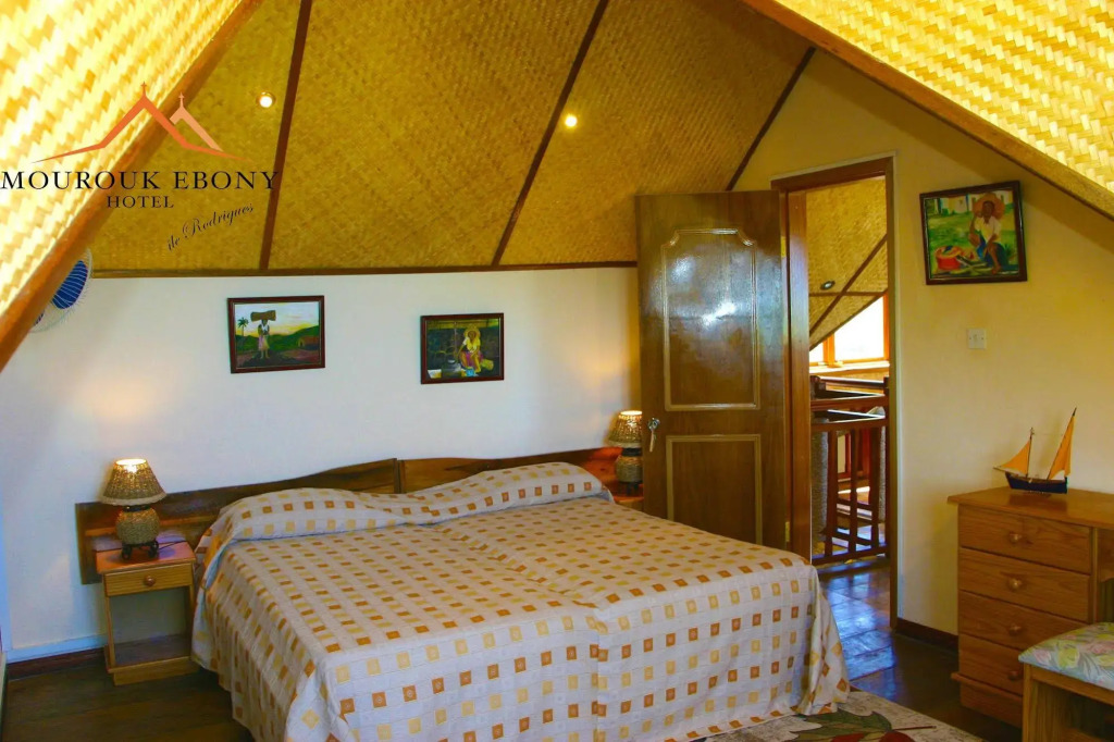 C Rodrigues Mourouk - Rodrigues Island