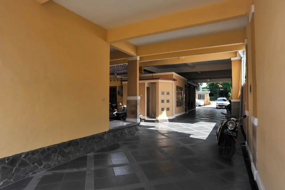 Airy Buleleng Sudirman 74 Bali