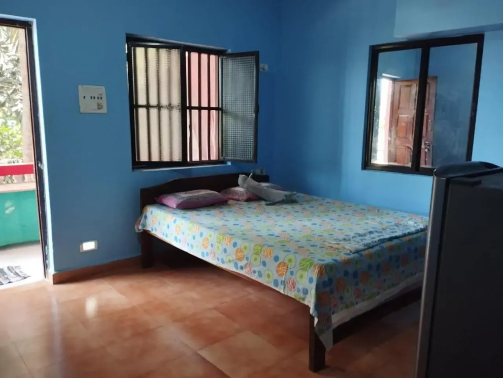 Goroomgo Om Ganesh Naik Cliff Side Guest House Goa