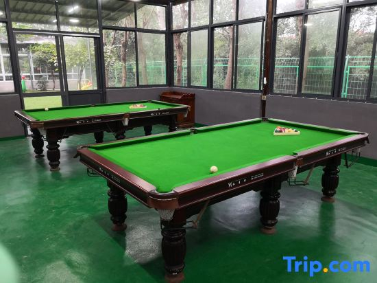 Xiangcaoyuan Holiday Farm