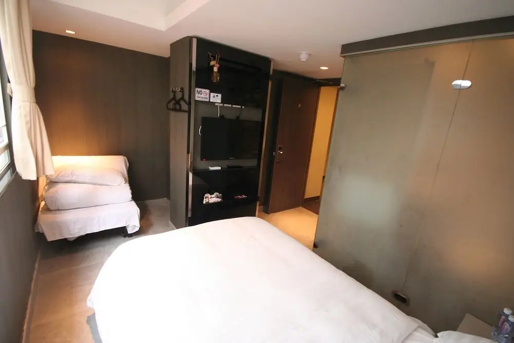 MY Hotel