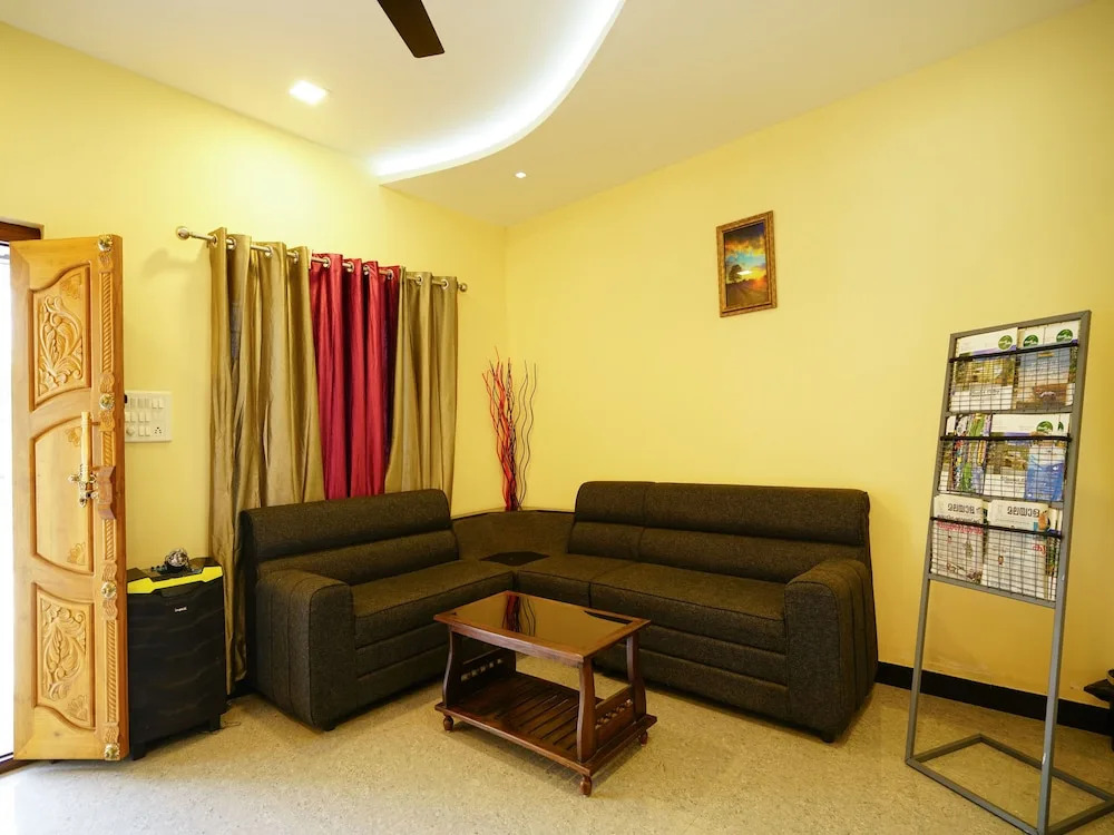 Cocoa Tree Residency by OYO Rooms