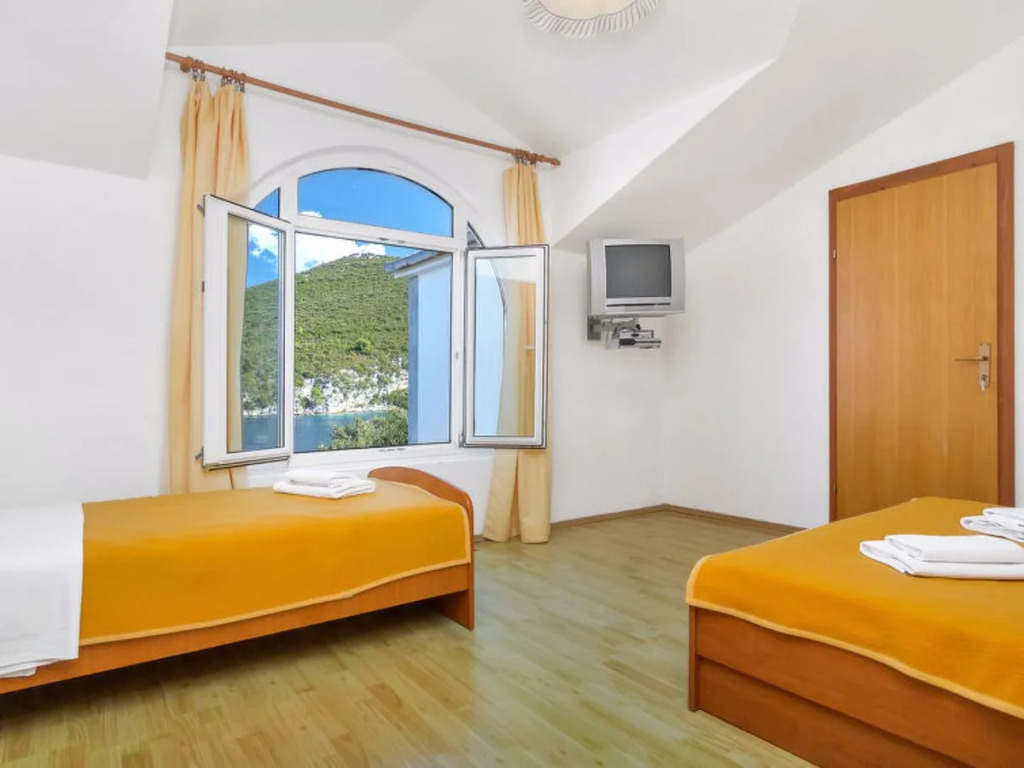 Apartment Rubin Hvar/Pokrivenik 27941