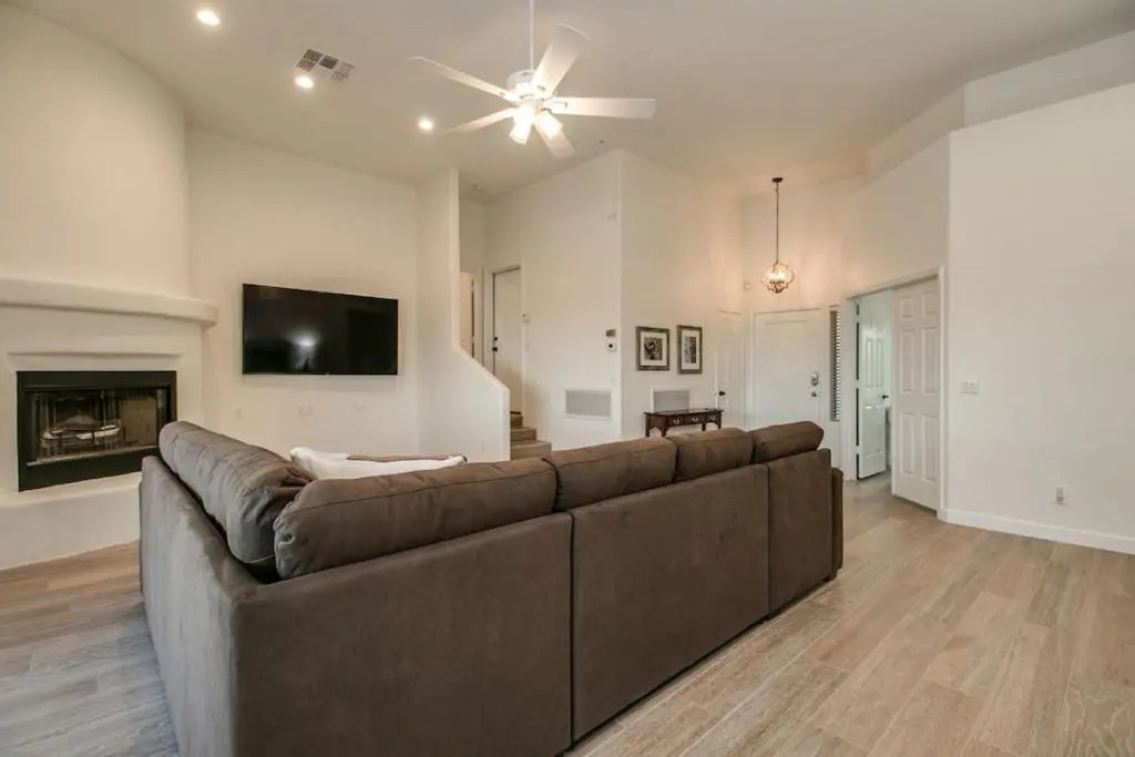 Breathtaking Views & Htd Pool in Fountain Hills!