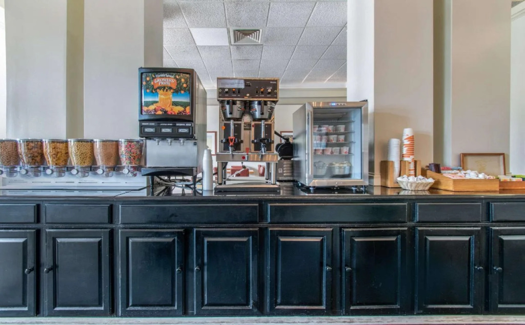 Hawthorn Extended Stay by Wyndham Chambersburg