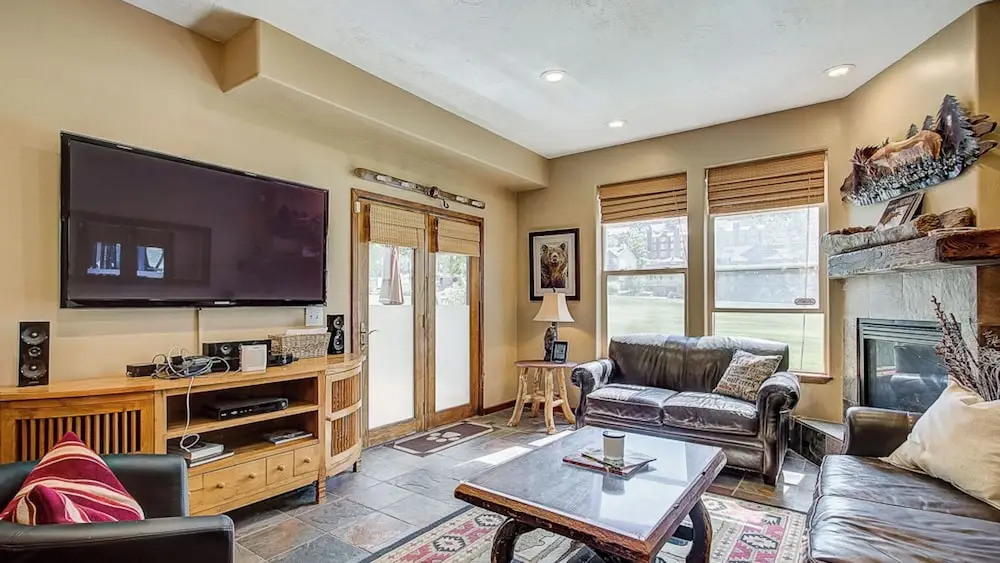 Hot Tub, Walk to Main Street + Town Ski Lift Park Ave Getaway by Avantstay