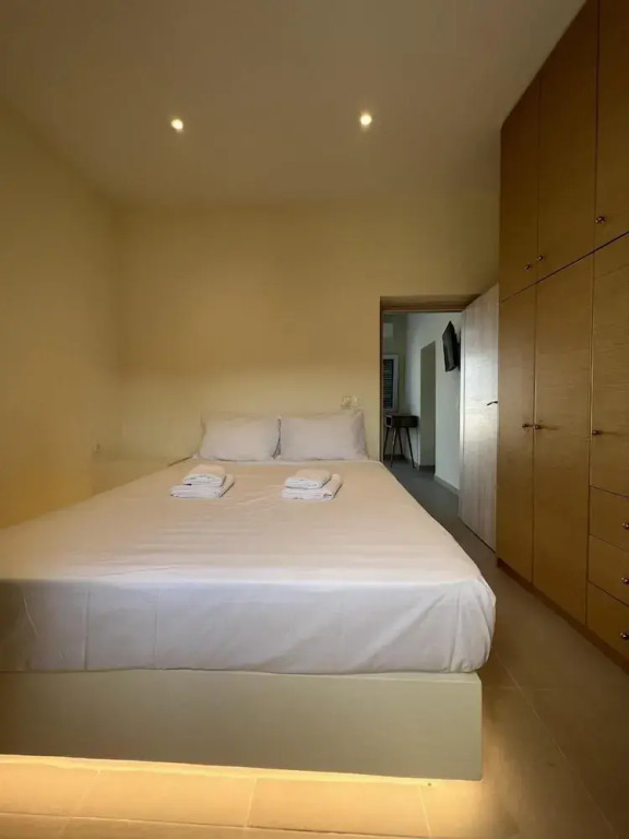 New Villa Sostis