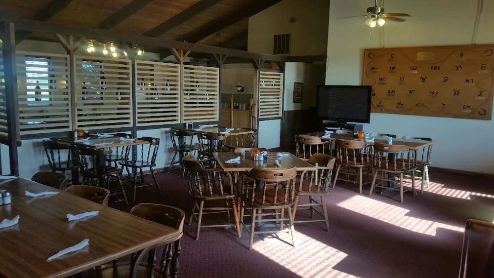 Bent Fort Inn