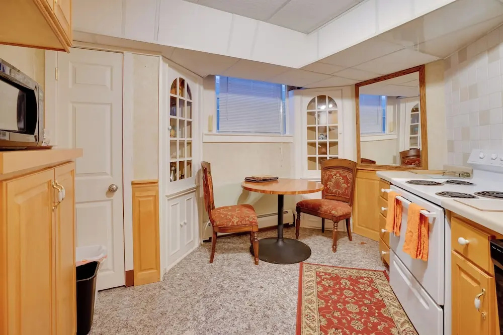 Grand Multi-unit Estate: 2 Mi to Dtwn Minneapolis