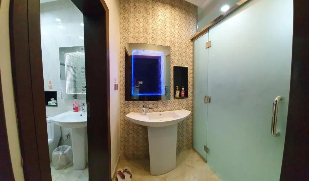 Kayan Apartments