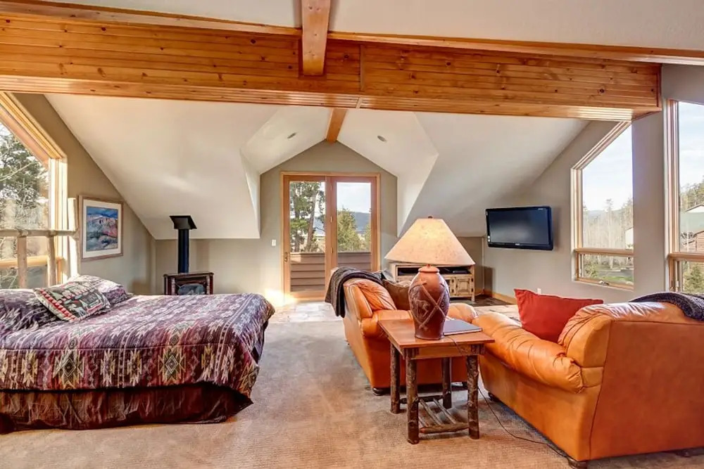 Western Lodge Style Home in Frisco by RedAwning