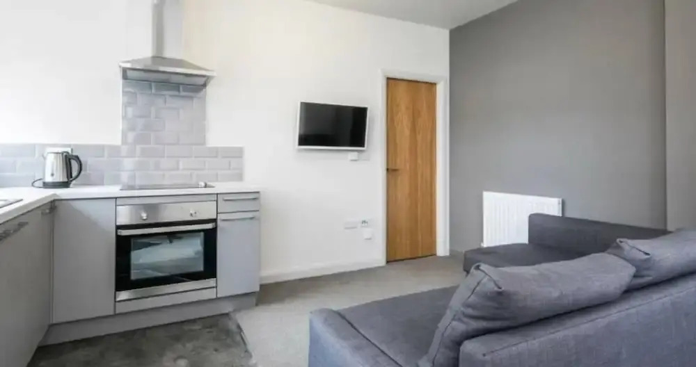 Modern Central Edwardian Apartment 4pp Private Ent