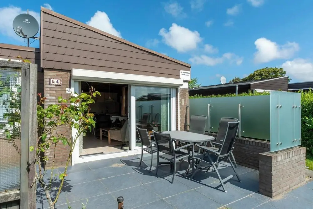 Bungalow Near Beach and Forest in De Blenck