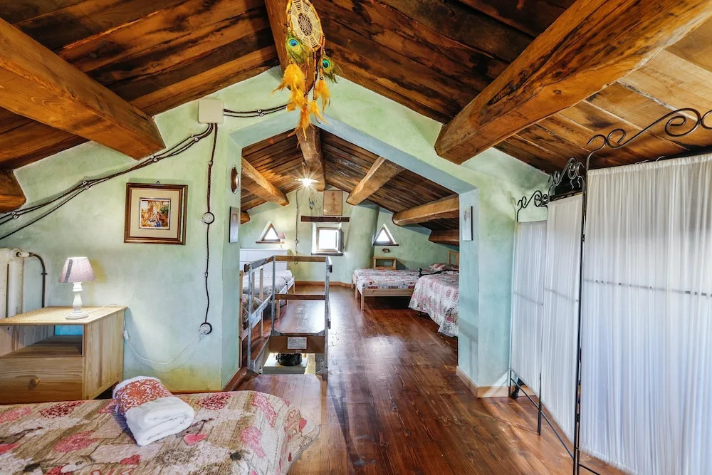 Chalet With 2 Bedrooms in Meschia, With Wonderful sea View and Furnished Garden Near the Slopes