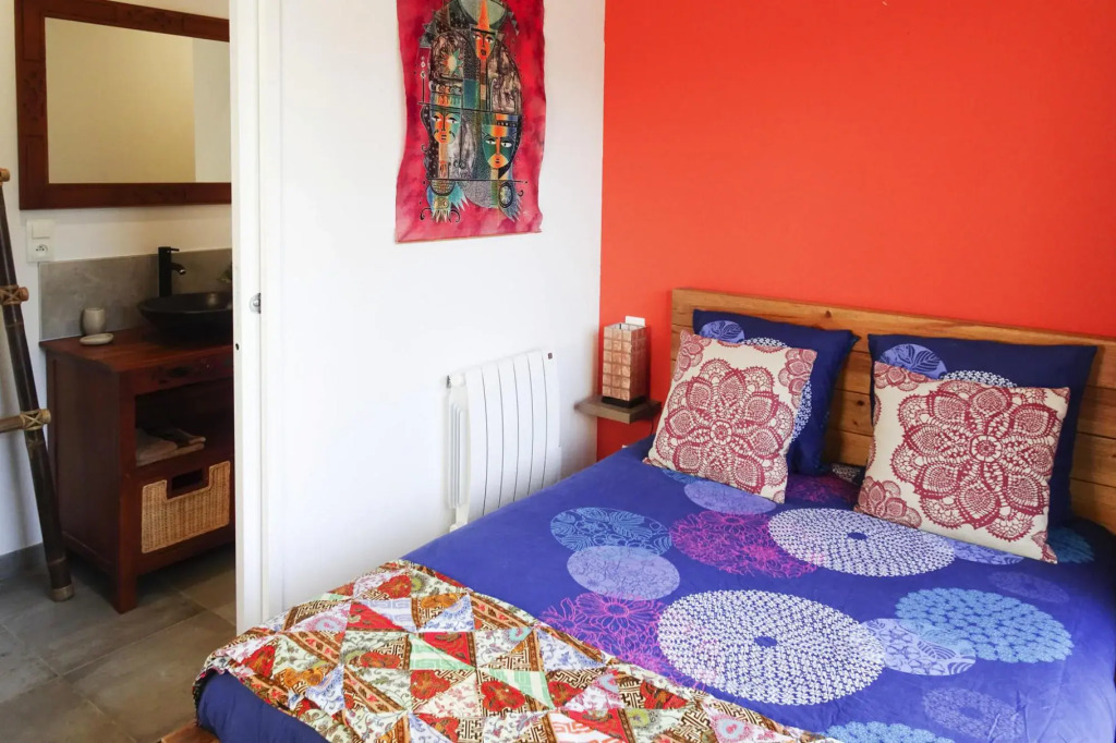 Holiday Home Located in the Middle of the Popular Seaside Resort, Cancale