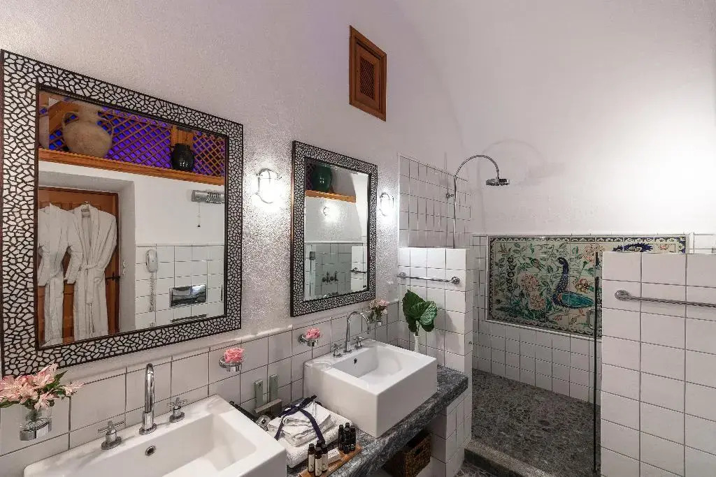 Melenos Art Boutique Hotel