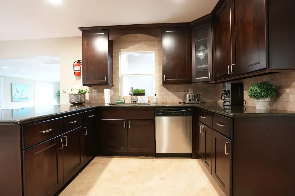 Sweet 5 Bedroom, 4 Bath Pool Home 1/2 Mile Walk To Disney