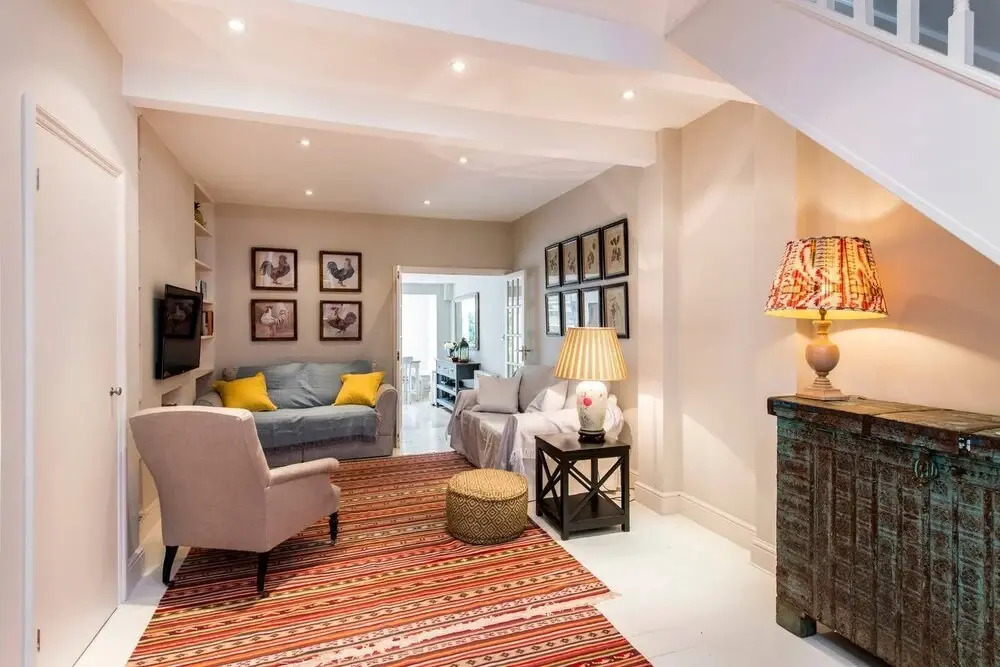 Delightful 2-bed Home, Fulham