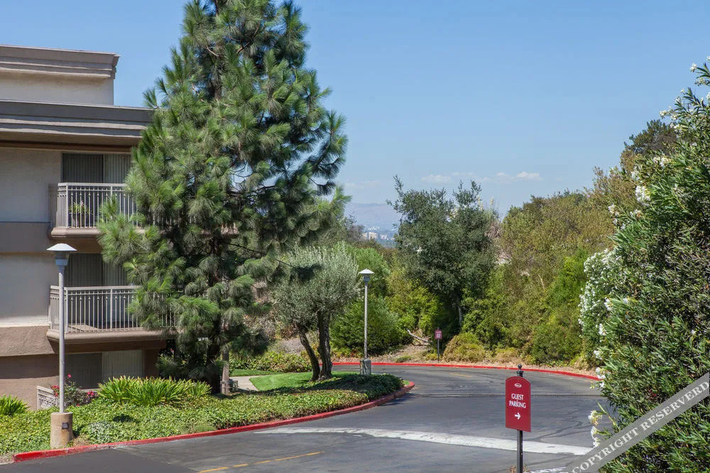 Toluca Hills Apartments By Avalon