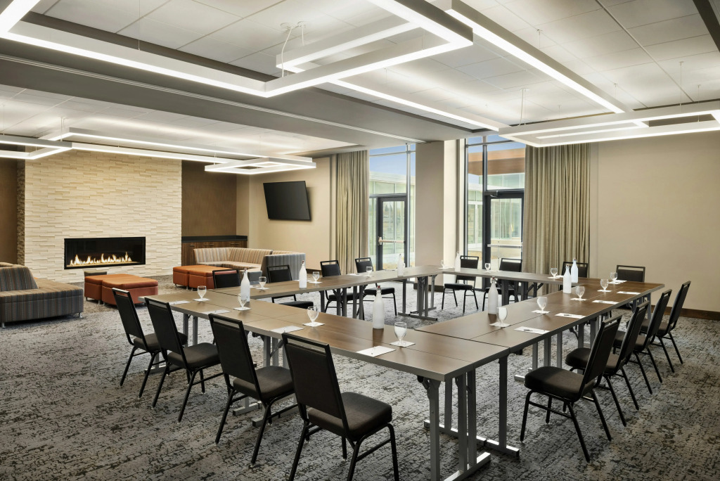 Hilton Garden Inn Milwaukee Brookfield Conference Center, WI