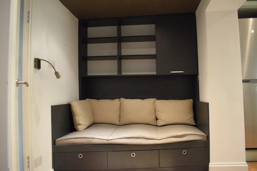 1 Bedroom Flat With Skylight In Angel