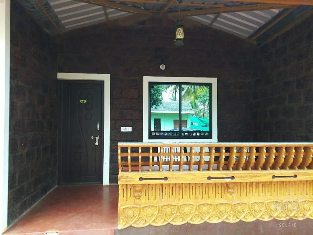 Coconut Tree Resort