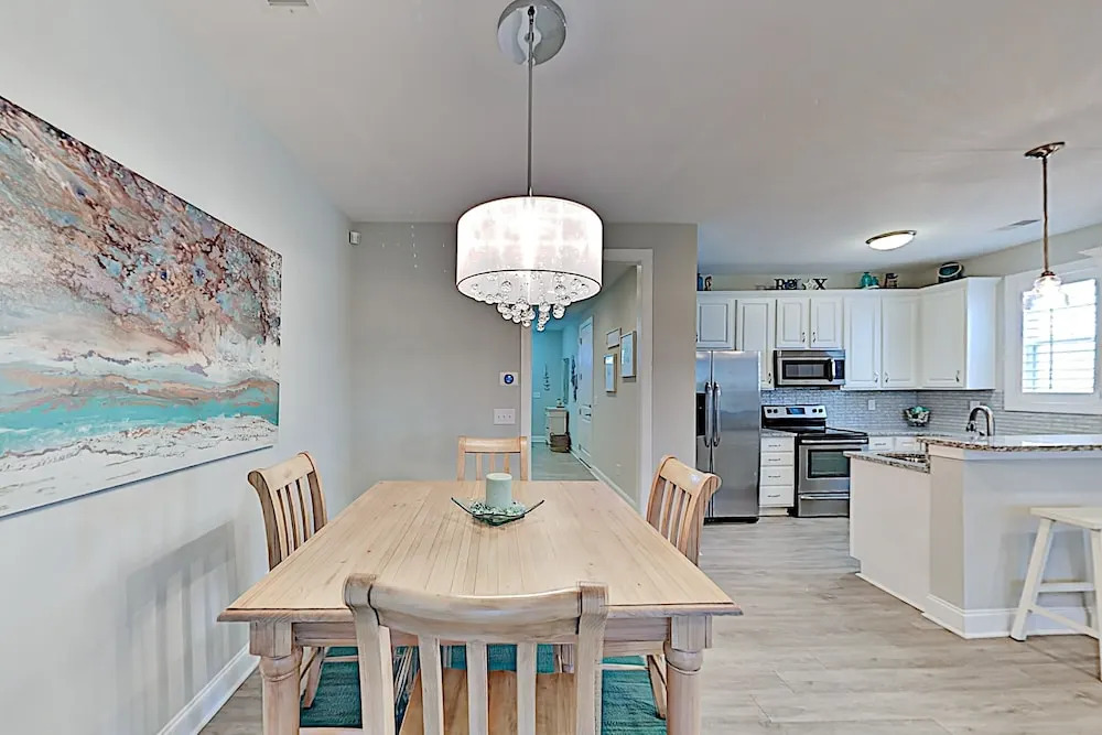 The At Barefoot Village: Patio & Pool 3 Bedroom Condo