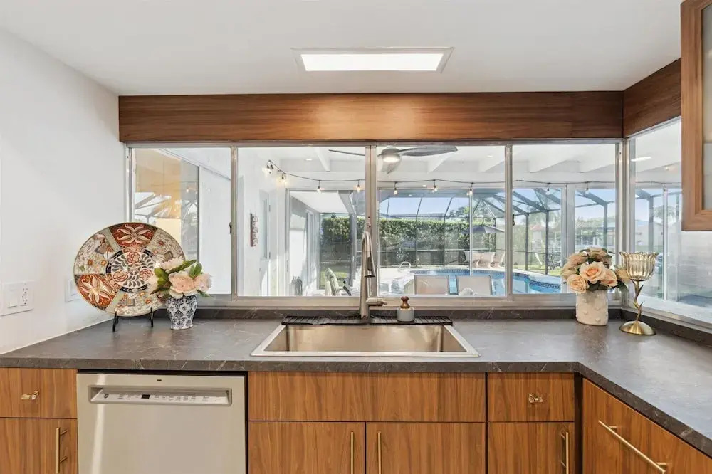 307 Brightwaters Dr